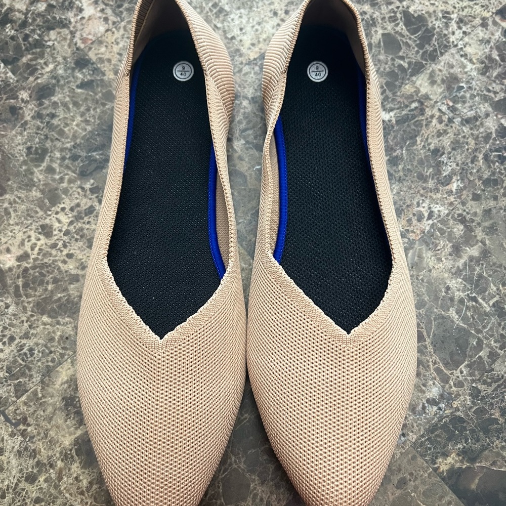 Women’s Khaki Ballet Flats Size 9 - Slip on Pointed Toe Shoes NWT(no box) - Picture 2 of 3